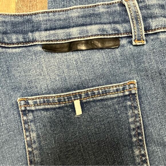 Stella McCartney Flare Jeans Chic Quiet Luxury Raw Hem Italy Women's Size 31 - Picture 8 of 9